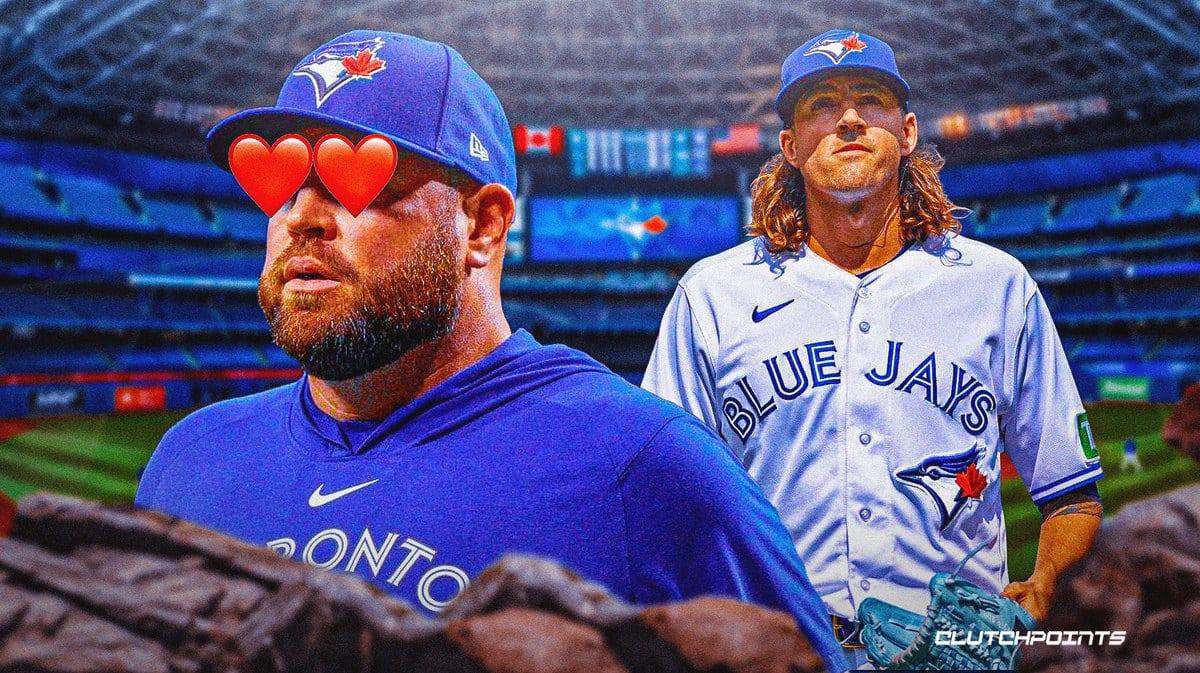 John Schneider’s perfect reaction to Blue Jays ace Kevin Gausman reaching 200 strikeouts_thumbnail