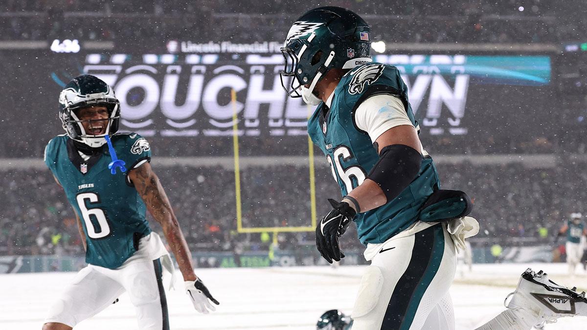 Eagles’ Saquon Barkley, DeVonta Smith ‘good to go’ for Bears clash_thumbnail