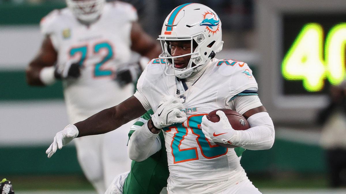 Dolphins RB De’Von Achane’s practice injury status ahead of Week 15 vs. Steelers_thumbnail