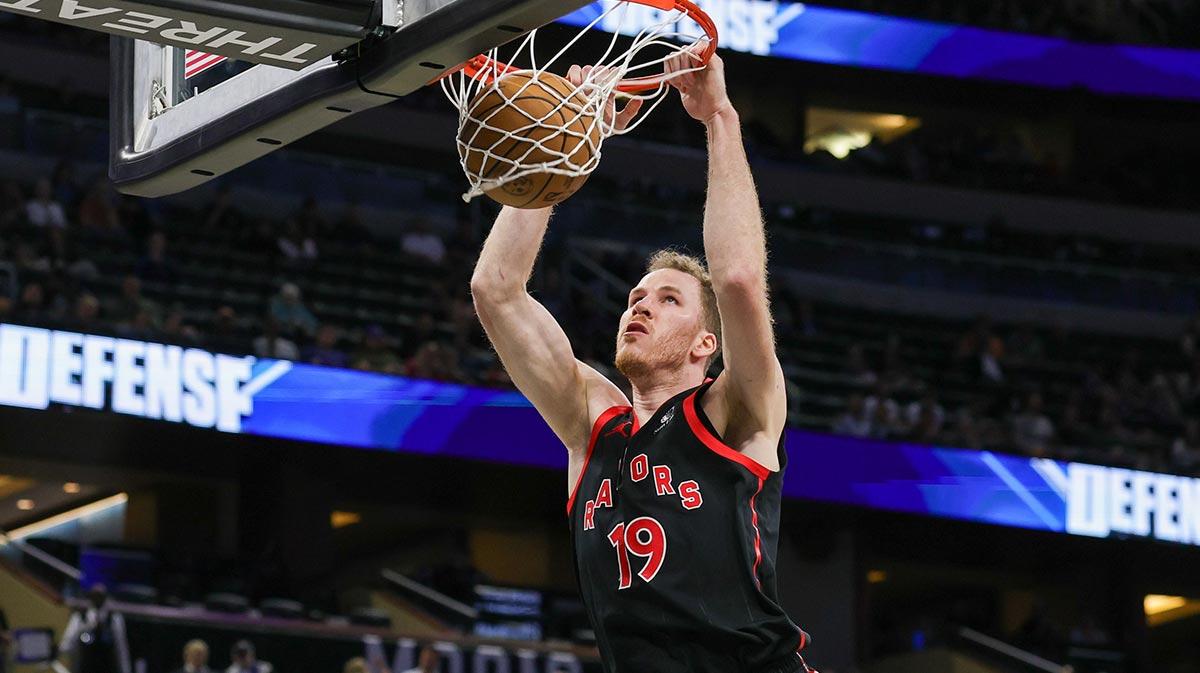 Raptors, Jakob Poeltl agree on $104 million contract extension_thumbnail