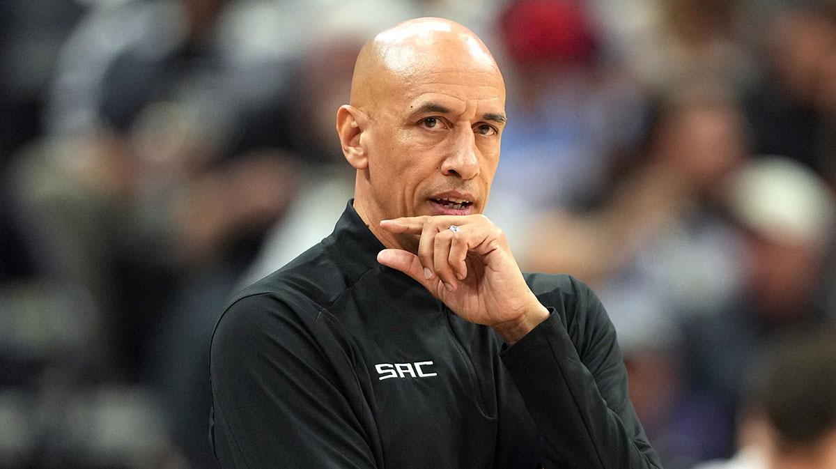 Kings HC Doug Christie drops hint on starting lineup change after loss to Rockets_thumbnail