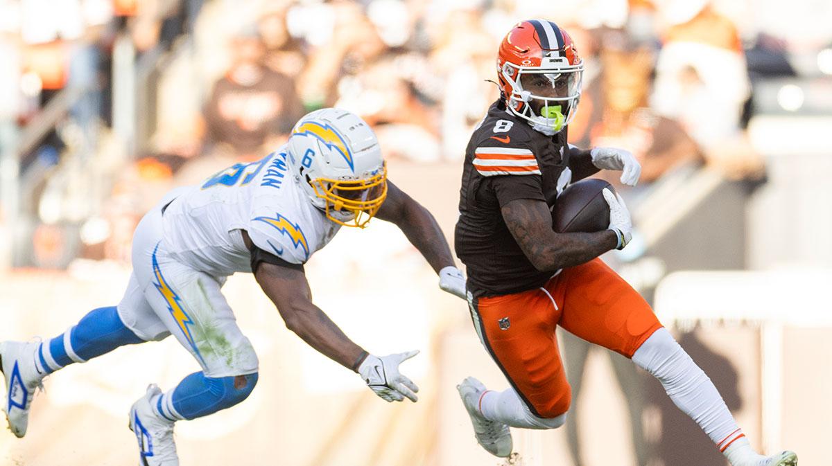 Bills adding Elijah Moore after focusing on defense in NFL Draft_thumbnail