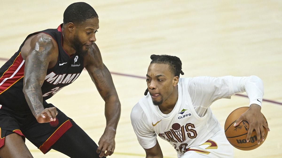 Heat forward Kyle Anderson takes Darius Garland shot after Cavs sweep_thumbnail