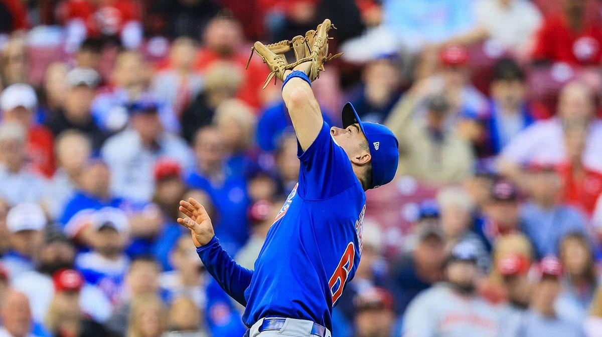 Cubs’ Matt Shaw picks off Santiago Espinal with insane falling throw_thumbnail