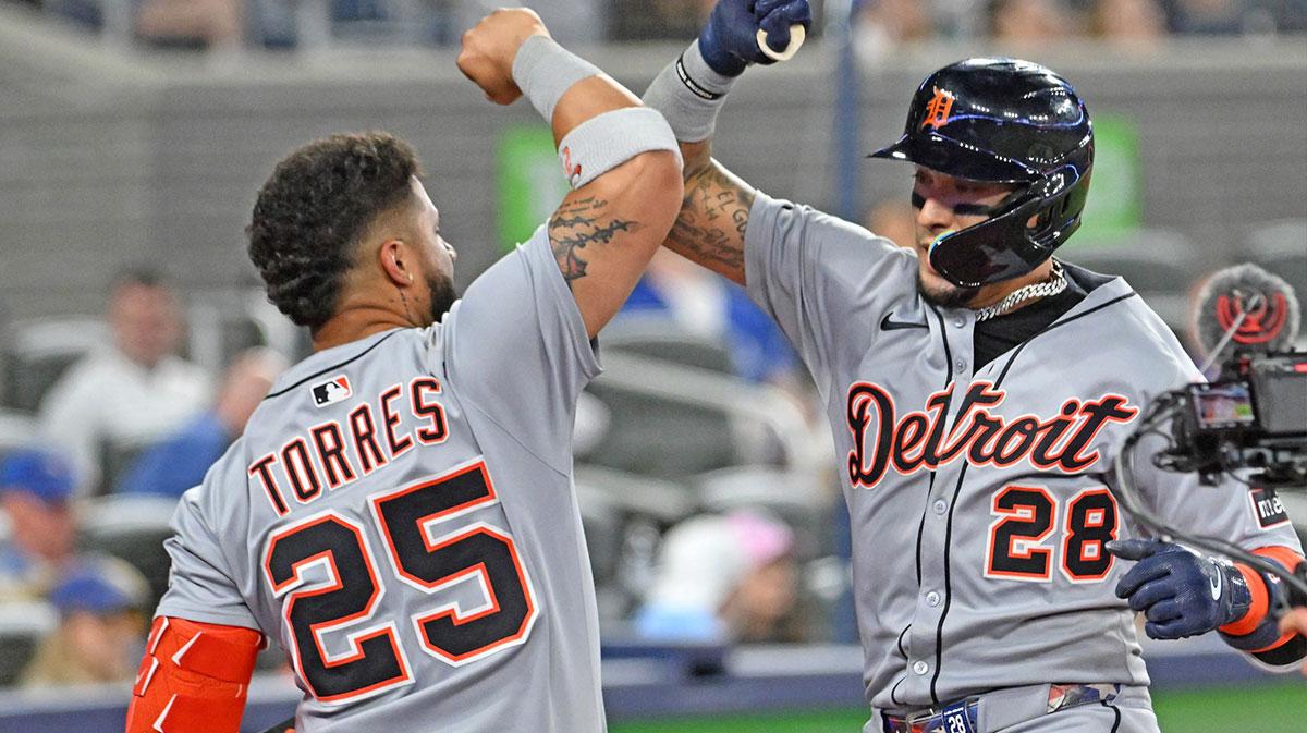 Tigers’ A.J. Hinch makes Javier Baez ‘hug it out’ quip about ump after ejection_thumbnail