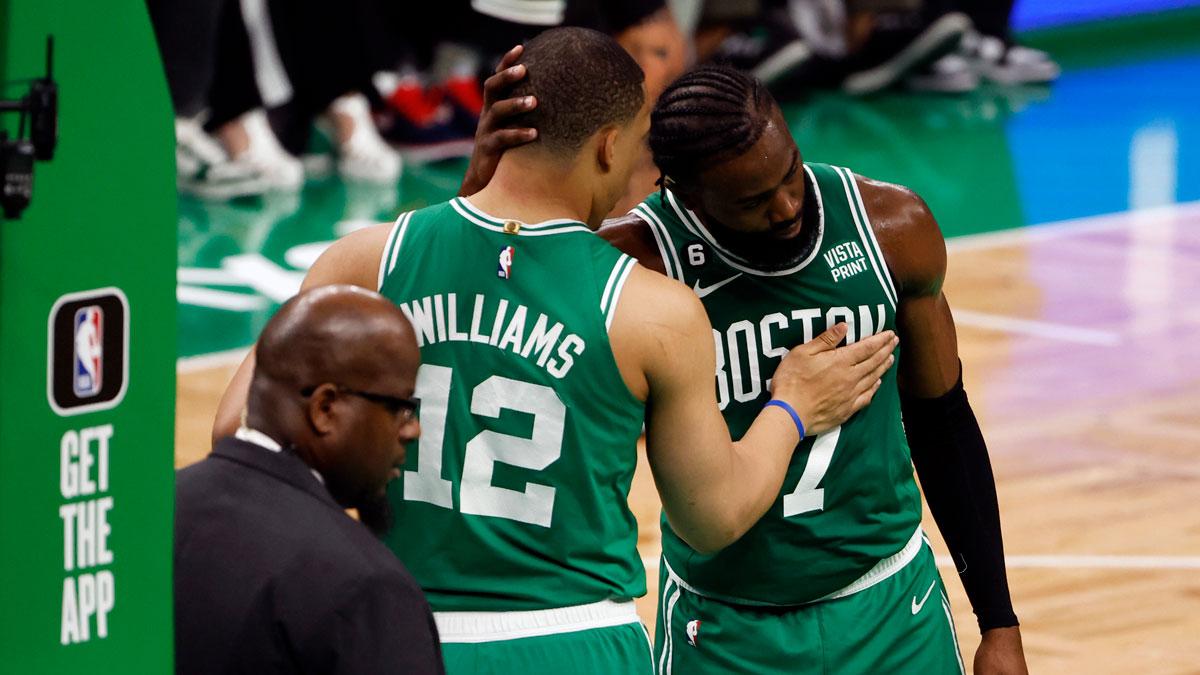 Grant Williams defends Jayson Tatum, Jaylen Brown amid Celtics’ playoff struggles_thumbnail