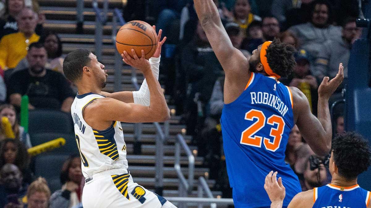 Mic catches Tyrese Haliburton’s Mitchell Robinson admission in Game 1 timeout_thumbnail