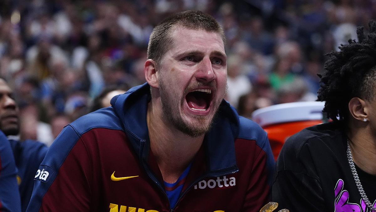 Nuggets’ Nikola Jokic has hilarious reaction to DeAndre Jordan kissing question_thumbnail