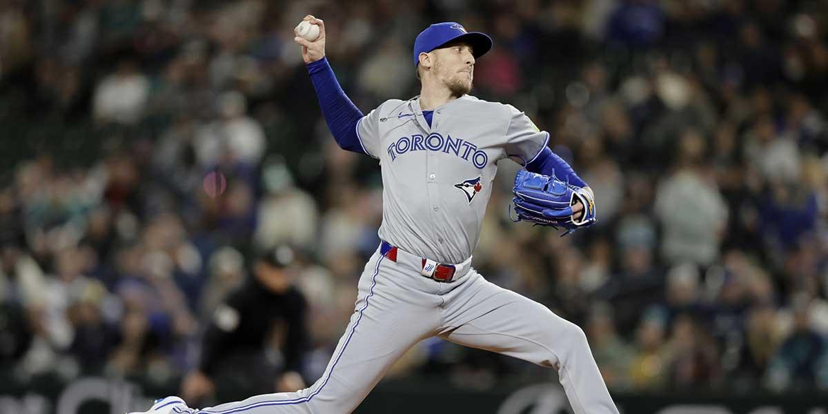 1 Blue Jays player who must step up in AL East race with Yankees, Red Sox_thumbnail