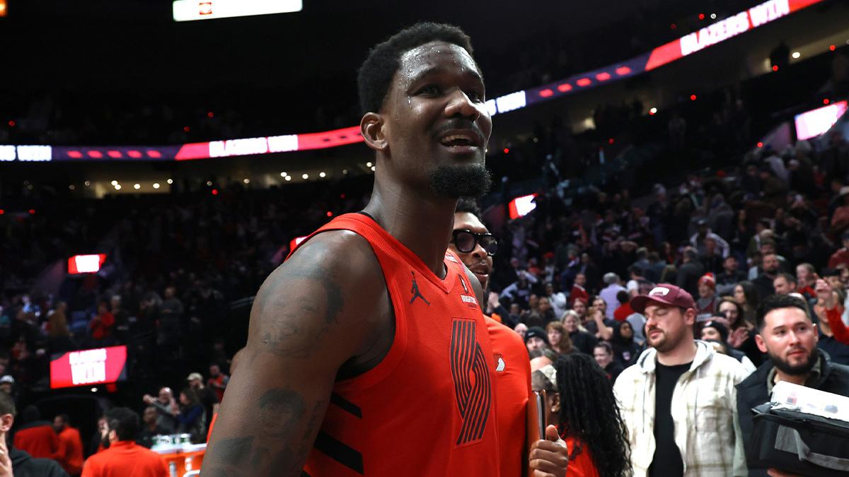 Lakers rumors: DeAndre Ayton a ‘strong possibility’ to join Lakers per NBA Insider_thumbnail