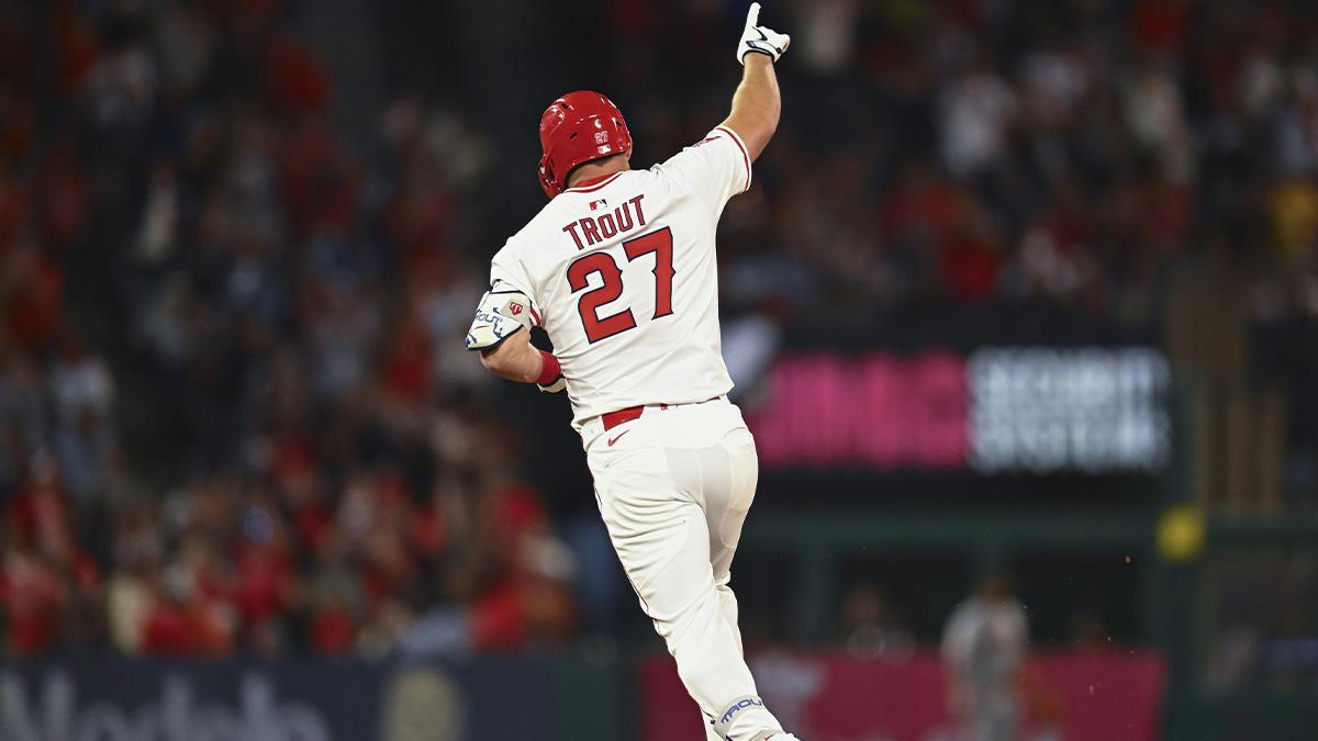 Mike Trout leaves no doubt with incredible home run_thumbnail