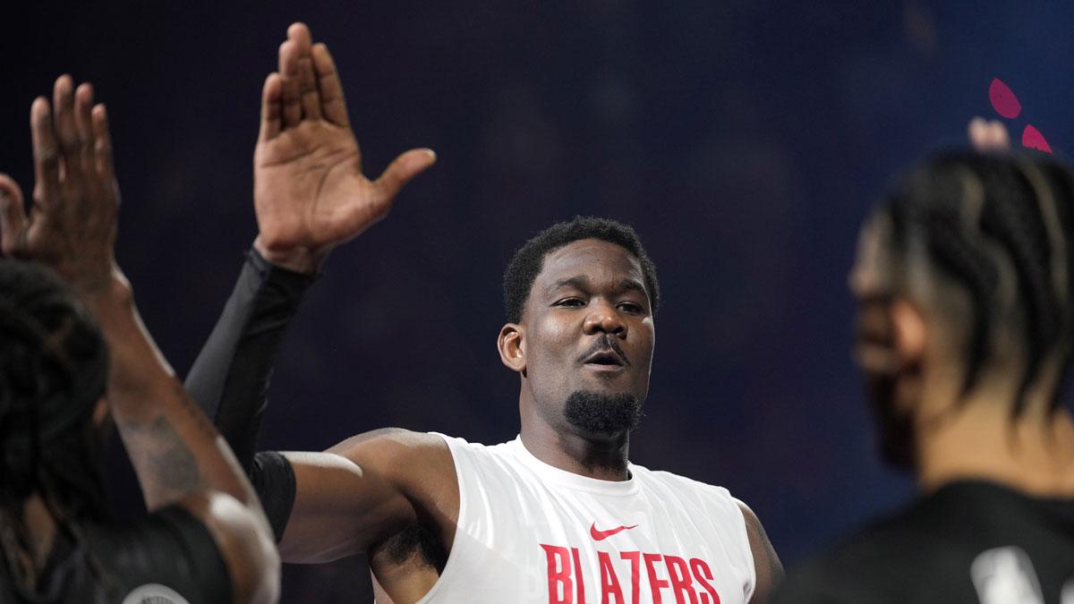 NBA rumors: Why Blazers failed to find Deandre Ayton trade before buyout_thumbnail