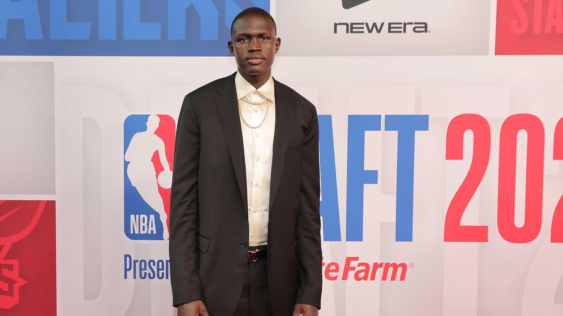 Khaman Maluach gets major endorsement from Duke HC Jon Scheyer_thumbnail