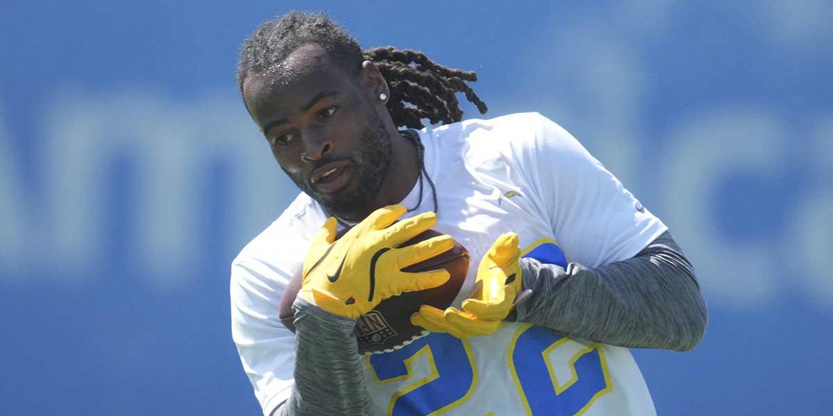 Chargers RB Najee Harris’ eye injury from 4th of July rings true_thumbnail