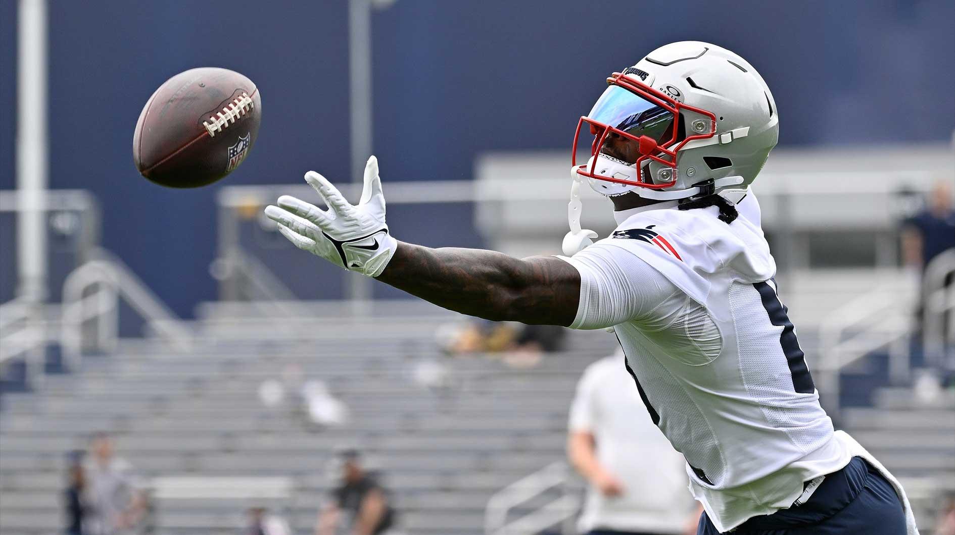 Patriots’ Drake Maye, Stefon Diggs getting on same page early_thumbnail