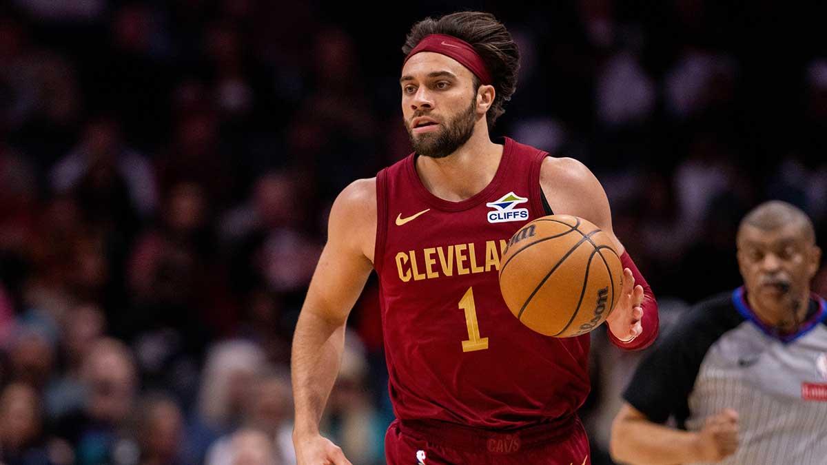 Cavs’ Max Strus to miss start of season after foot surgery_thumbnail