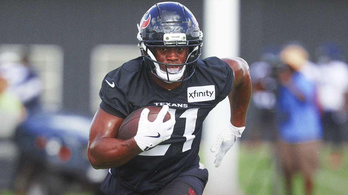 Texans’ Nick Chubb misses consecutive Houston practices after hit to head_thumbnail
