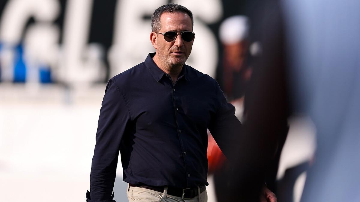 The ‘balance’ that led Eagles GM Howie Roseman to trade for Sam Howell, cut Kyle McCord_thumbnail