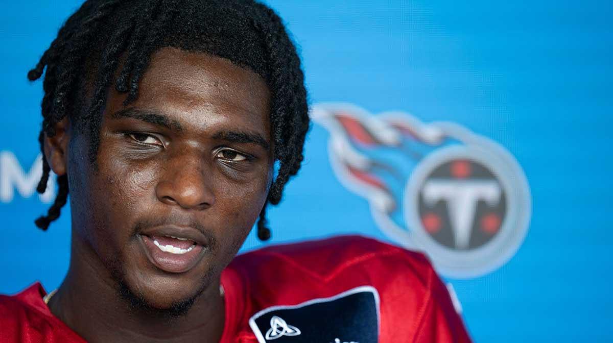 Titans’ Cam Ward questions why Tennessee plays on turf field_thumbnail