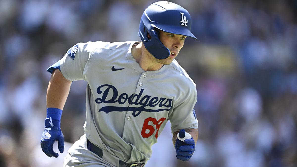 Dodgers’ Dalton Rushing helped off the field in first start following Will Smith injury_thumbnail