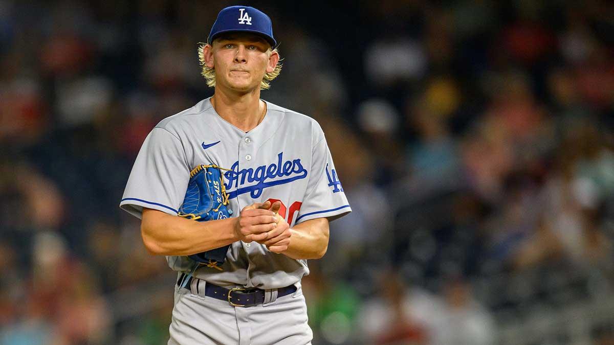 Fans question Emmet Sheehan gesture after Cam Devanney’s 1st hit_thumbnail