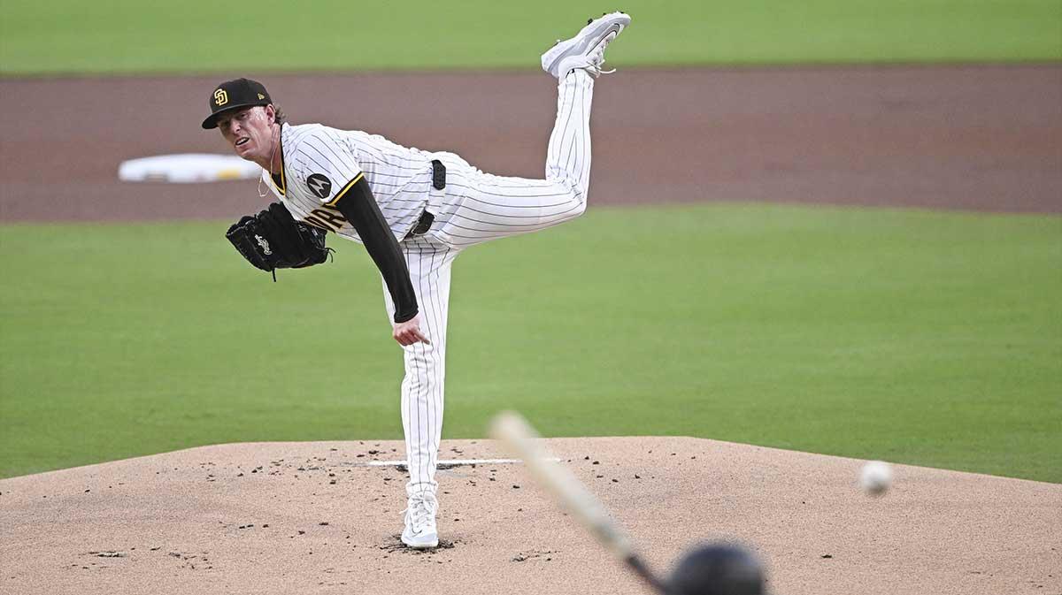 Padres to recall starting pitcher for Rockies series_thumbnail