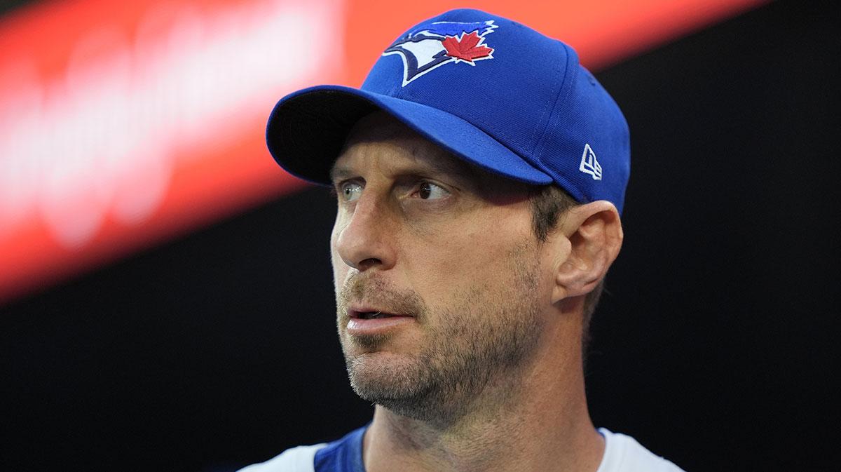 Blue Jays’ Max Scherzer gets 100% real on Rob Manfred possibly visiting team_thumbnail