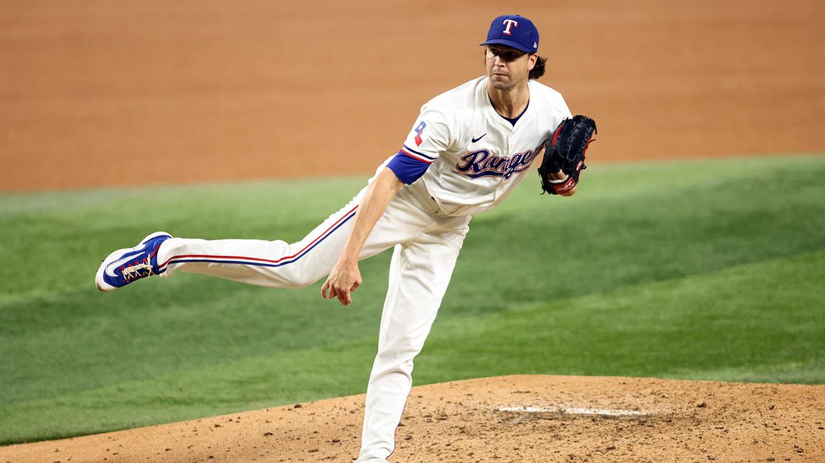 Rangers’ Jacob deGrom joins Sandy Koufax in exclusive ERA history_thumbnail