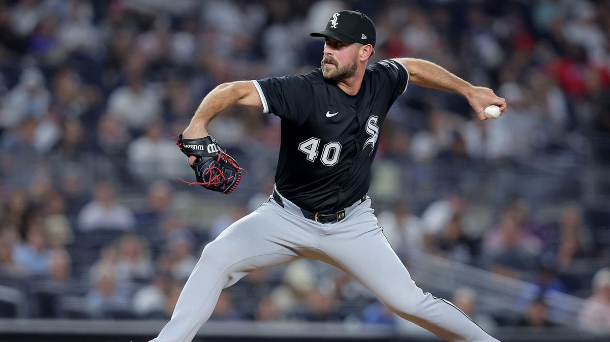 Why White Sox pitcher Tyler Gilbert was not ejected for potential foreign substance on glove_thumbnail