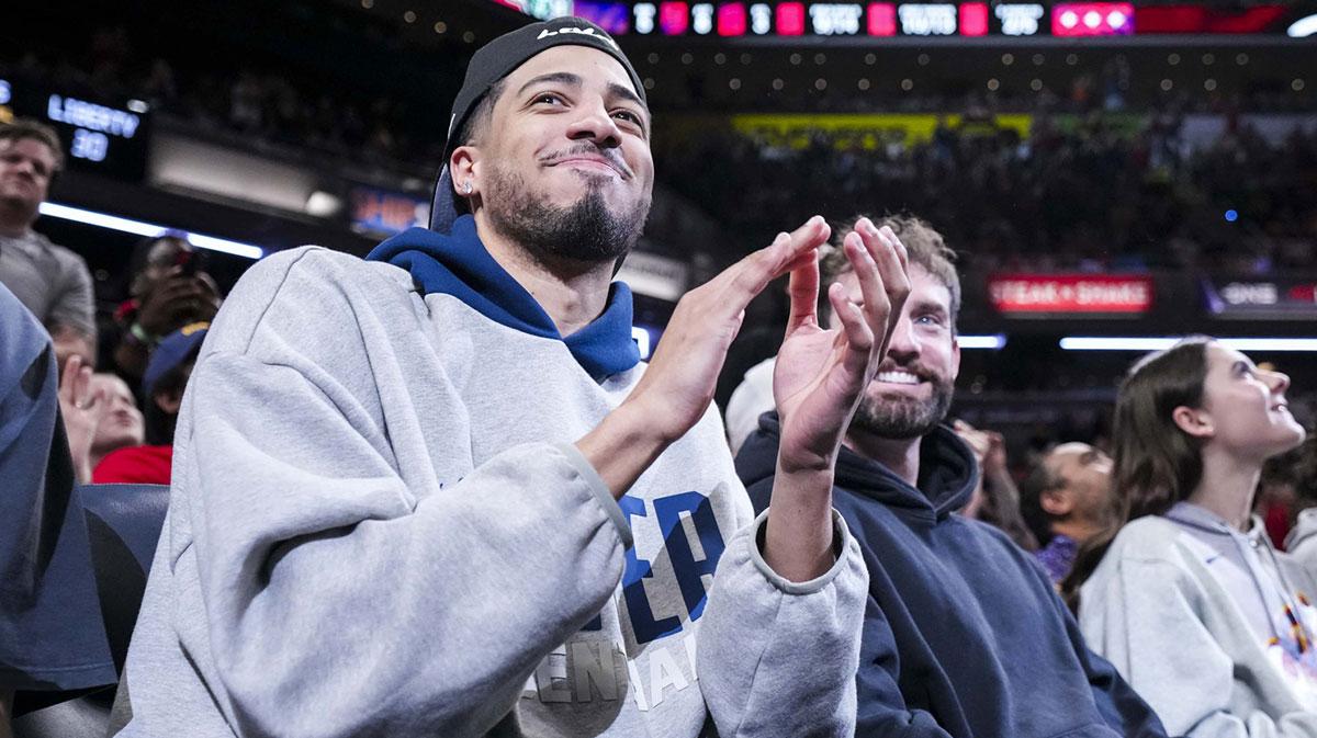 Pacers’ Tyrese Haliburton catches Fever-Lynx game courtside_thumbnail