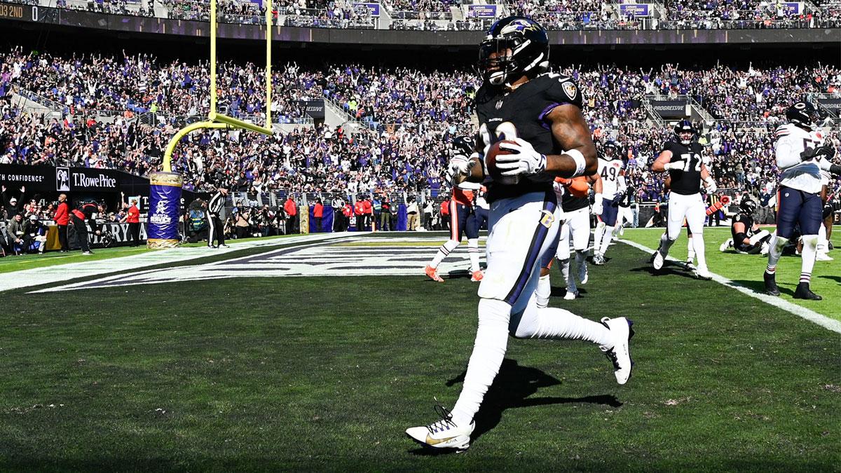 Ravens’ Derrick Henry moves past Walter Payton in NFL history vs. Bears_thumbnail