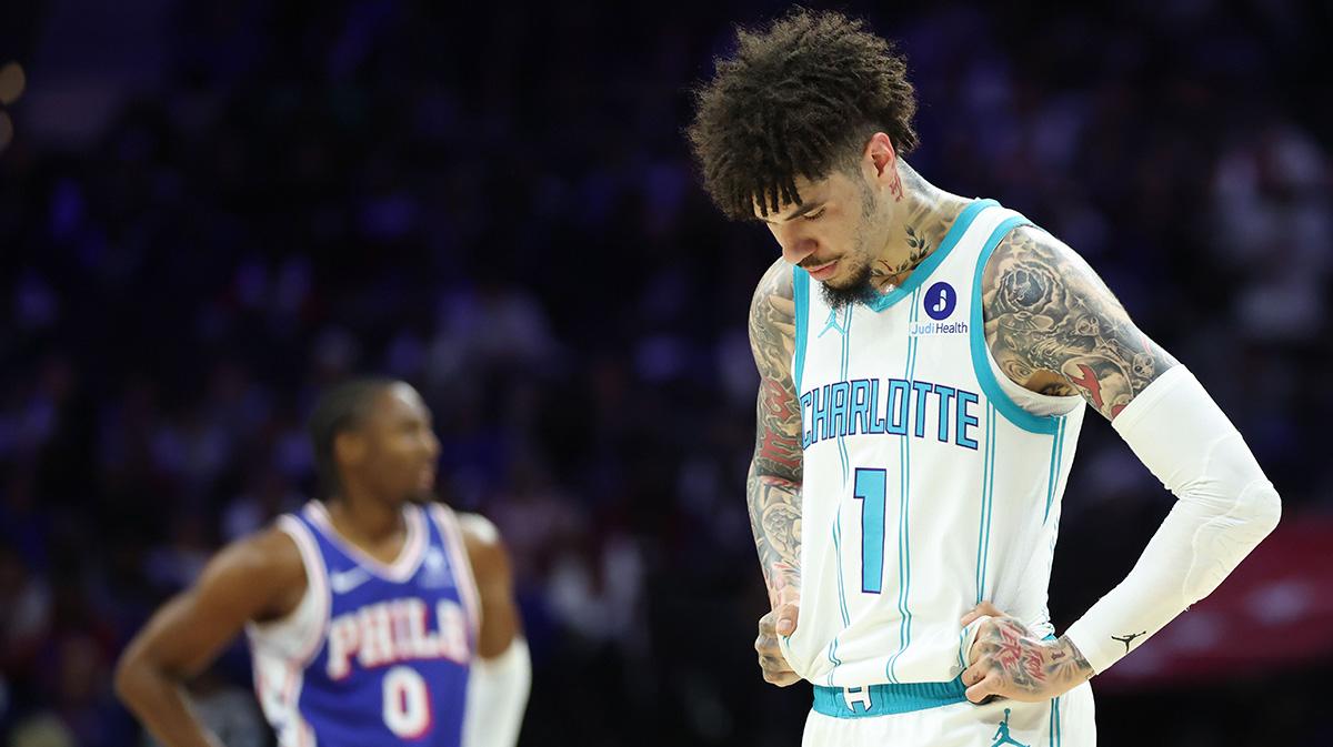 Hornets star LaMelo Ball’s game-losing chuck draws painful groan from announcer_thumbnail