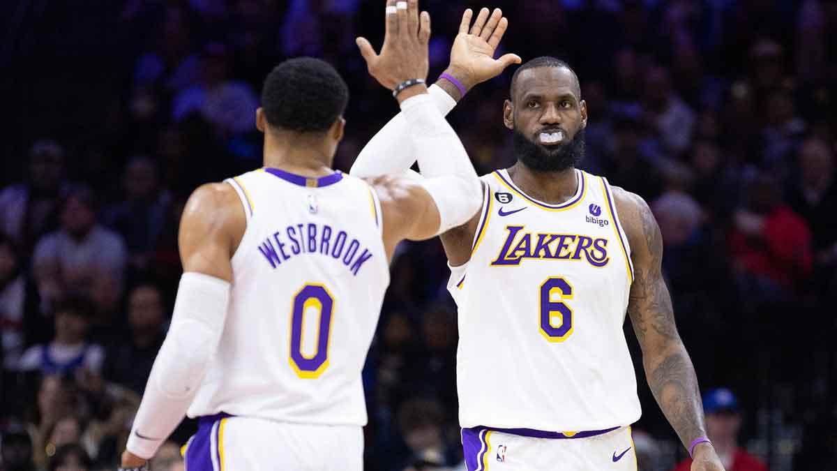 Lakers rumors: Russell Westbrook ghosted LeBron James in Vegas over Kyrie Irving trade betrayal_thumbnail