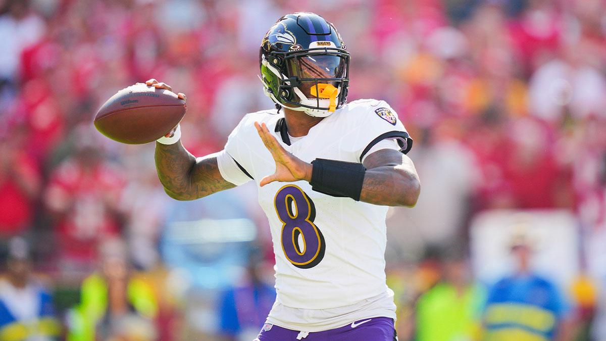 Dolphins preparing to face Lamar Jackson despite injury uncertainty_thumbnail