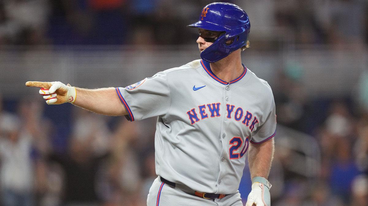 Phillies rumors: Insider suggests Pete Alonso pivot if Kyle Schwarber leaves_thumbnail