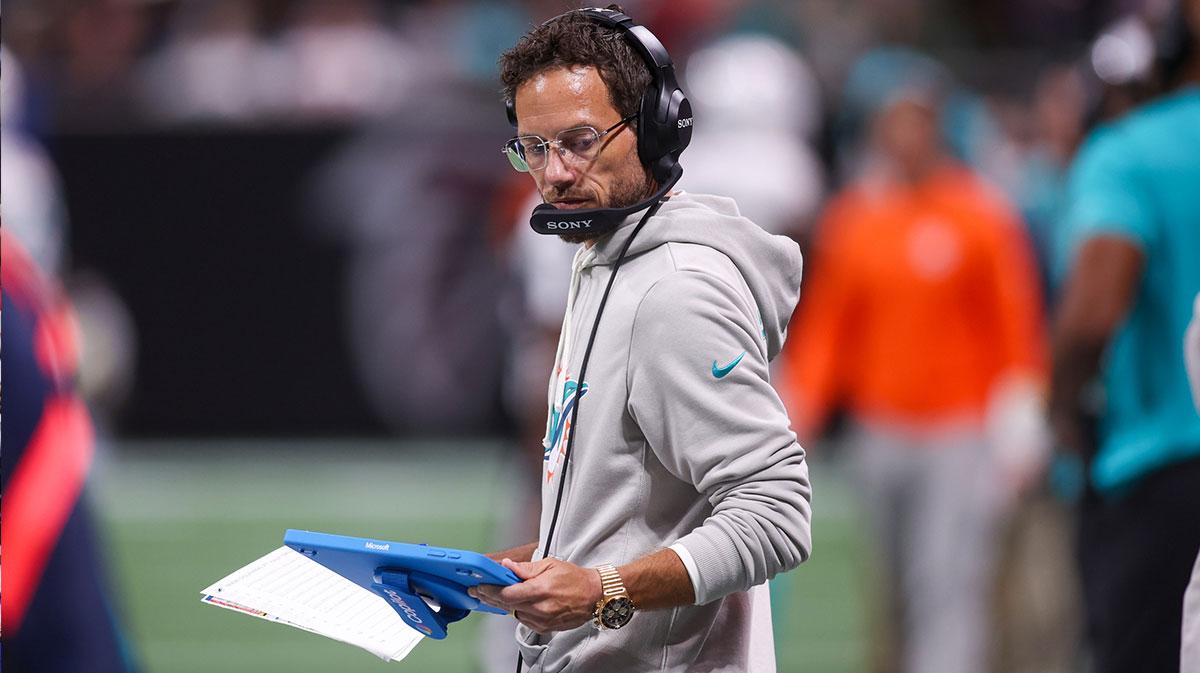 Dolphins’ Jordyn Brooks destroys Mike McDaniel narrative after dominating Falcons_thumbnail