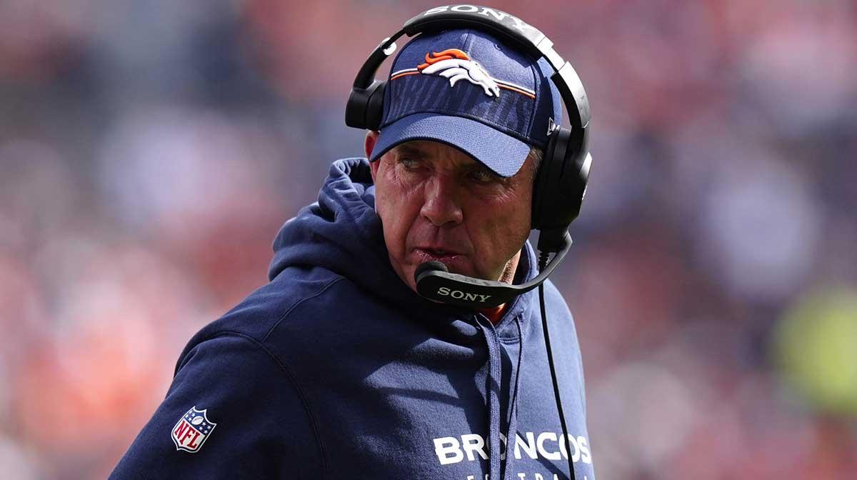 Denver Broncos working out 41-year-old Marcedes Lewis_thumbnail