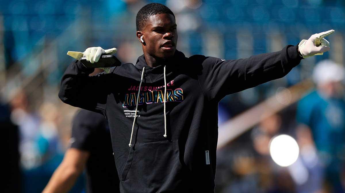 Jaguars star Travis Hunter’s wife Leanna had just 2 words for his first NFL TD_thumbnail