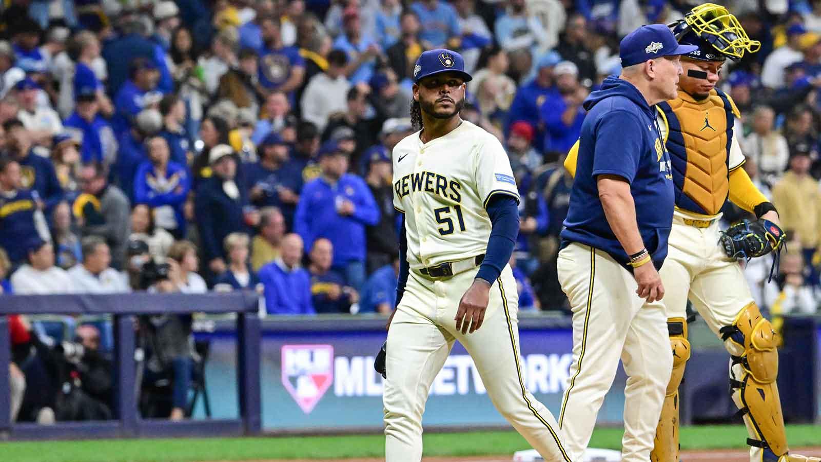 Brewers rumors: Milwaukee could subtract from roster amid payroll concerns_thumbnail