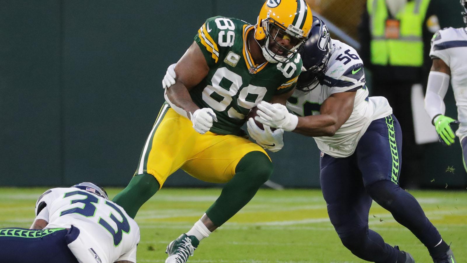 Broncos TE Marcedes Lewis clears waivers, returns to practice squad_thumbnail