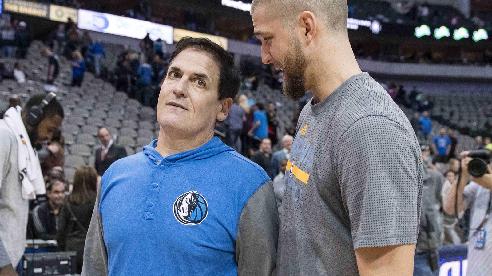Chandler Parsons urges Mavericks to make Dirk Nowitzki hire immediately_thumbnail