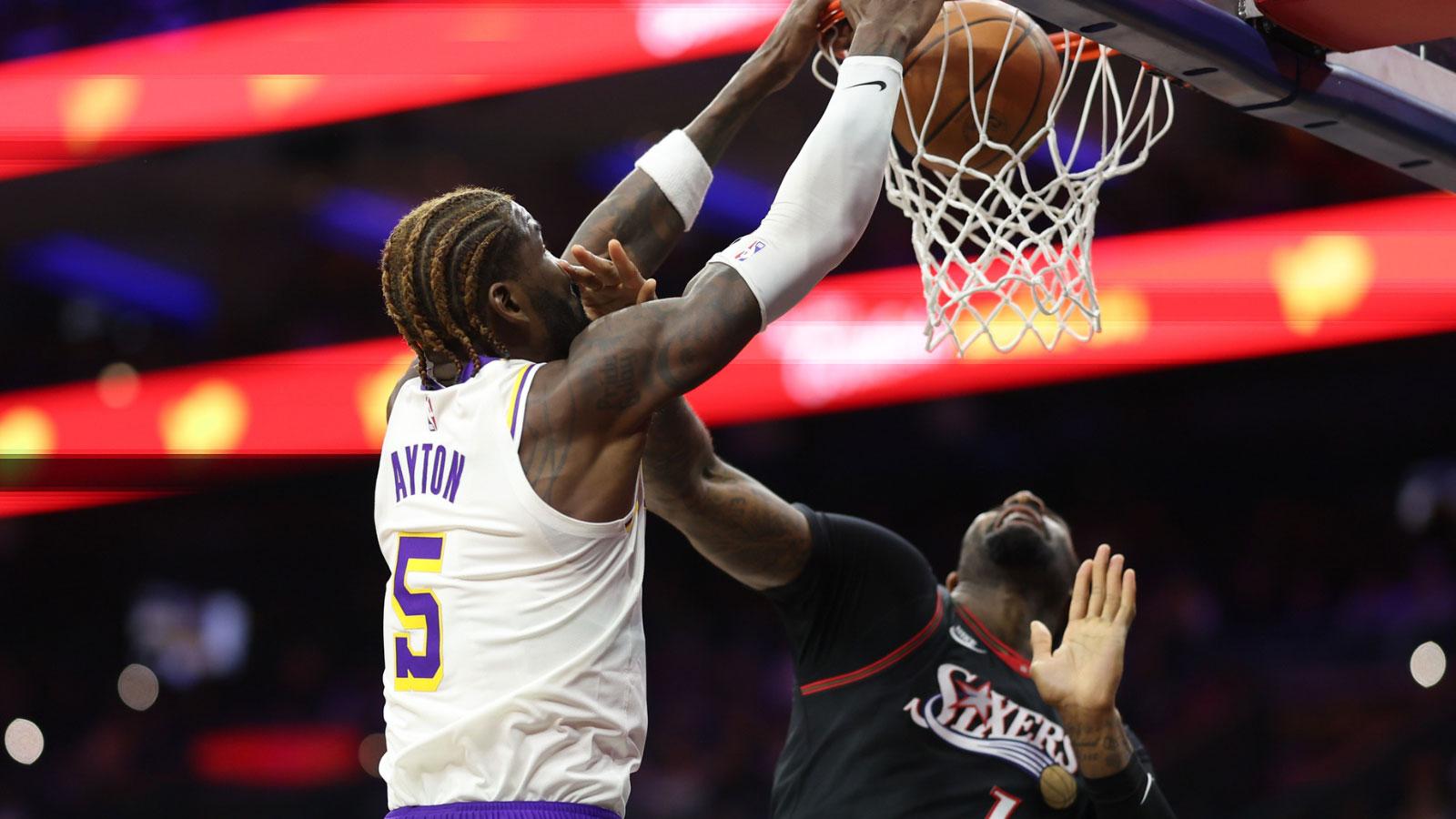 Lakers’ Deandre Ayton left baffled by JJ Redick’s praise about his defense_thumbnail