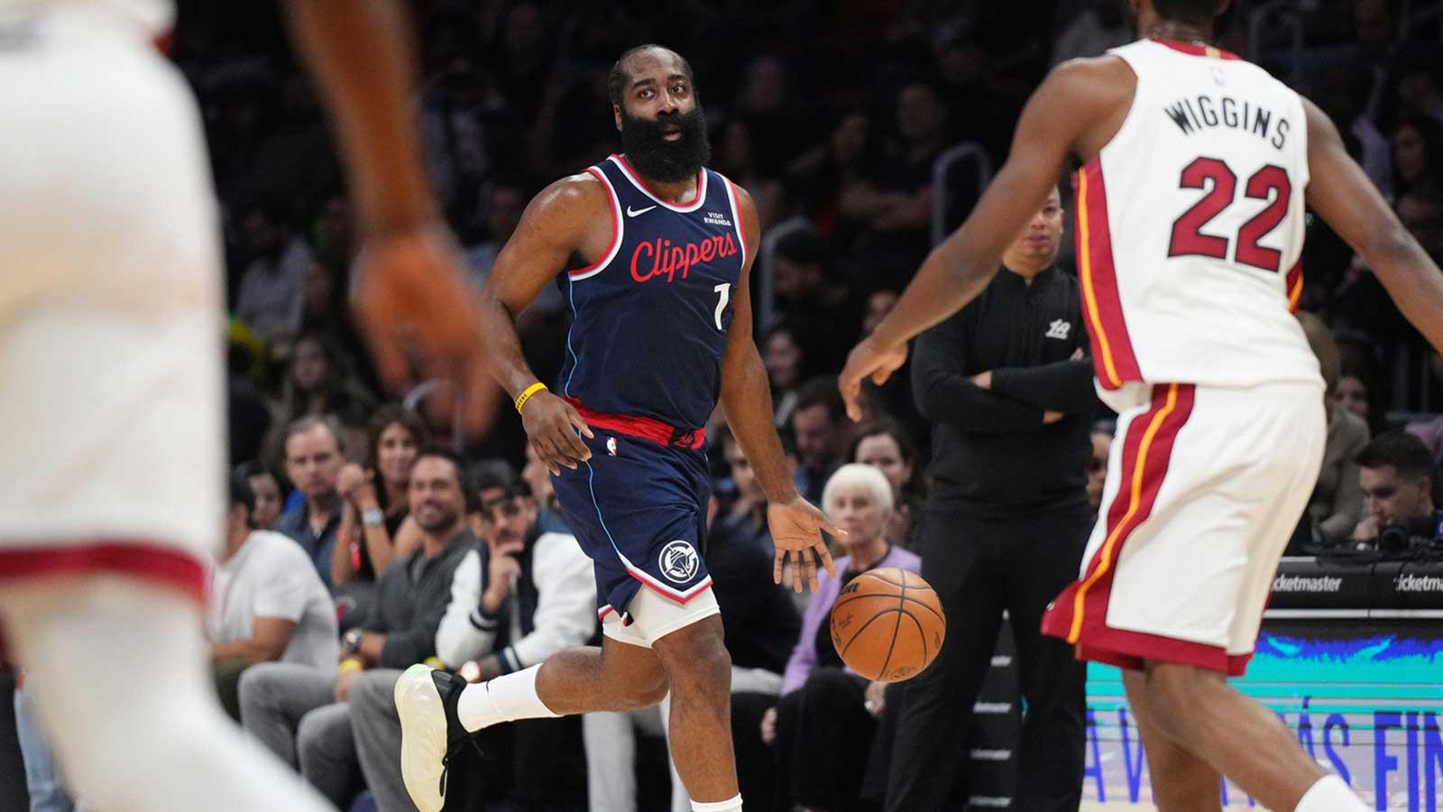 James Harden passes Carmelo Anthony on all-time NBA scoring list_thumbnail
