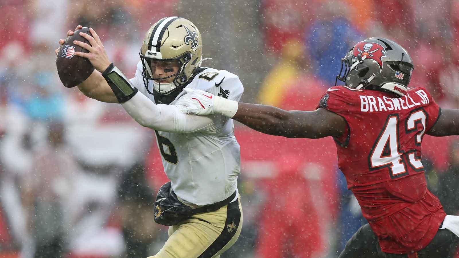 Saints’ Kellen Moore puts down Tyler Shough doubters with Philip Rivers bar_thumbnail